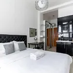 Canal St Martin Tesson Charming Cosy Studio 2P