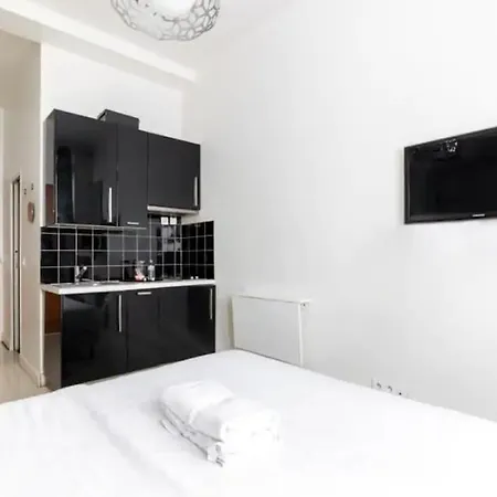Canal St Martin Tesson Charming Cosy 2p Apartment *
